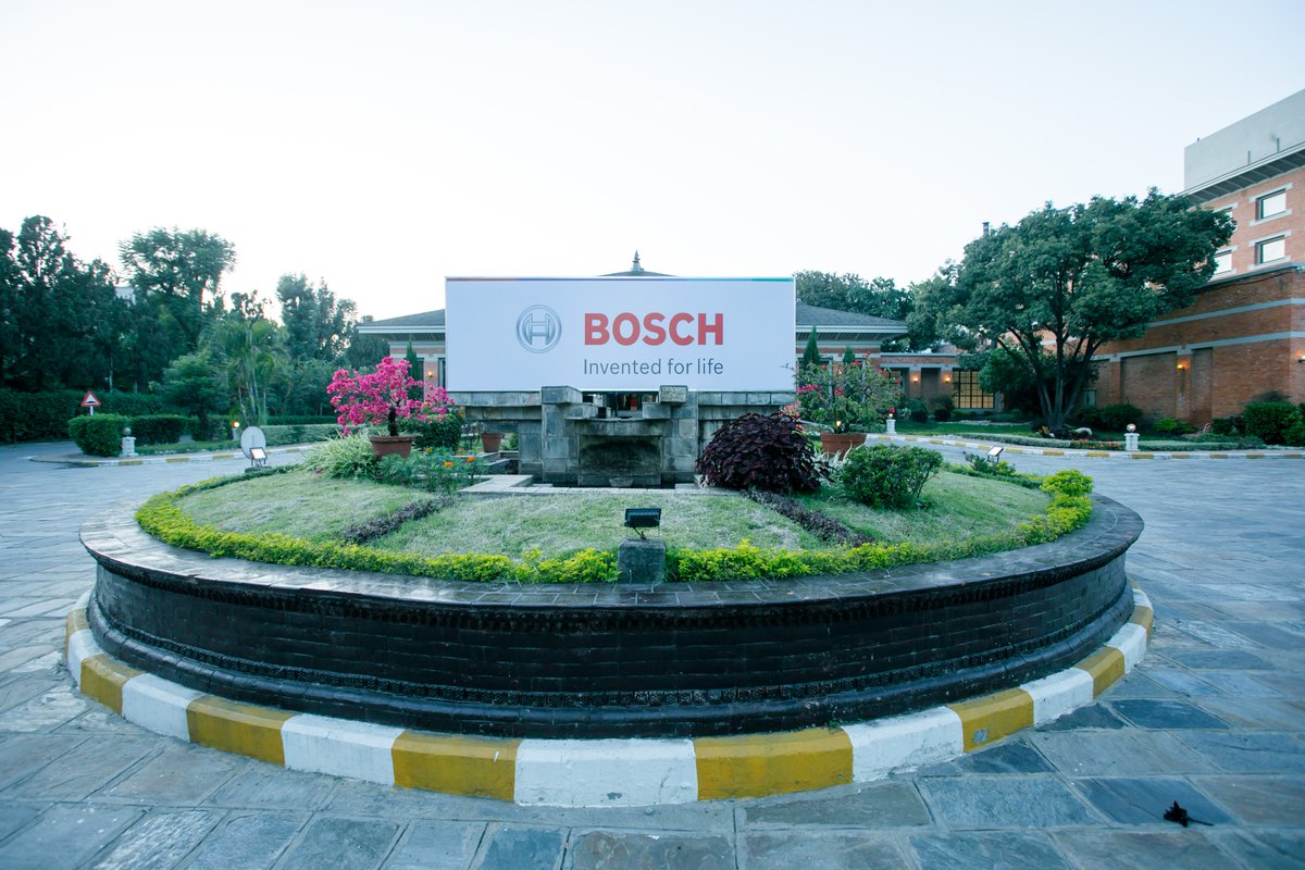 BSHIndia's tweet photo. As part of Bosch's strategy to be among the fastest-growing premium home appliances brands, BSH Home Appliances launched its first Bosch store in Nepal.

Neeraj Bahl, MD &amp; CEO of BSH Household opened the store in the presence of Dr. Thomas Prinz, Germany’s ambassador to Nepal. https://t.co/QxBQ516rns