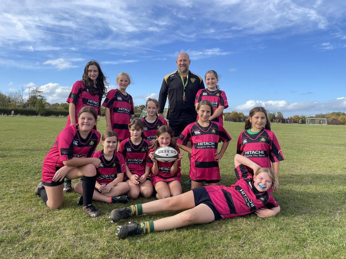 AndyJarrett3's tweet photo. @FramptonRFC U12’s & U14’s training Tuesdays 6:15-7:15pm at Xbow under lights.
Always welcoming players from new starters seeking a fun and active environment to those experienced players wanting a new challenge.
#FramGirlsCan #UpTheFram
@swsportsnews @GRFUrugby @WFM_Matters https://t.co/CEWfbX1nhQ
