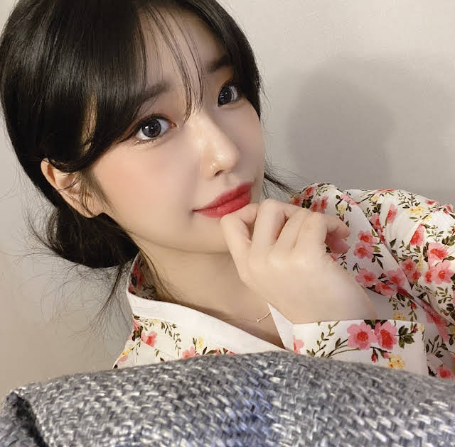 MineoNeg's tweet photo. https://t.co/kMIRkVT6i0
#인기 #BJ #카테고리 
#유튜버 #미녀 #일상 #룩북 225명의  #BJ #카테고리
#봉순 #릴카 #랄랄 #마젠타 #츄정Chujeong
 #외질혜 https://t.co/SBLPUUdMDv