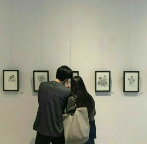 grassandsolace's tweet photo. museum dates ♡ https://t.co/1OLpYNRskH