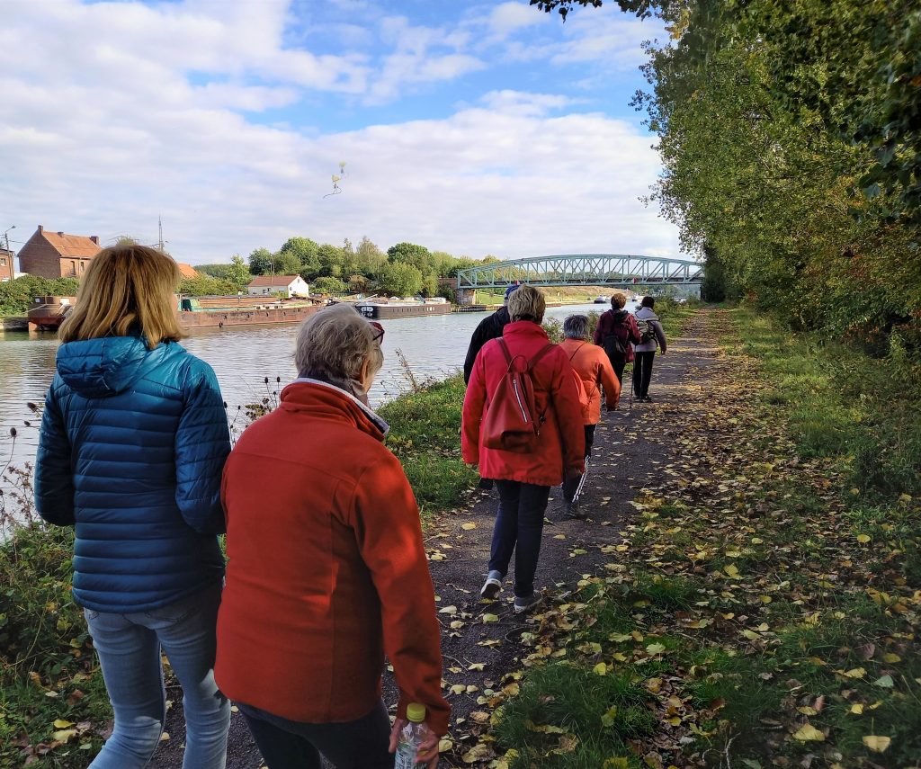 Osartis's tweet photo. Suite aux mercredis et samedis d'@Osartis-Marquion à #Corbehem sur les traces de #Béghin, @ScarpeSensee vous invite à retrouver ce passé via leur reportage https://t.co/hPcZEDAMtz Et pour les prochaines randonnées : https://t.co/DOzqEDGhwI #Tourisme https://t.co/BexsBvFwOk