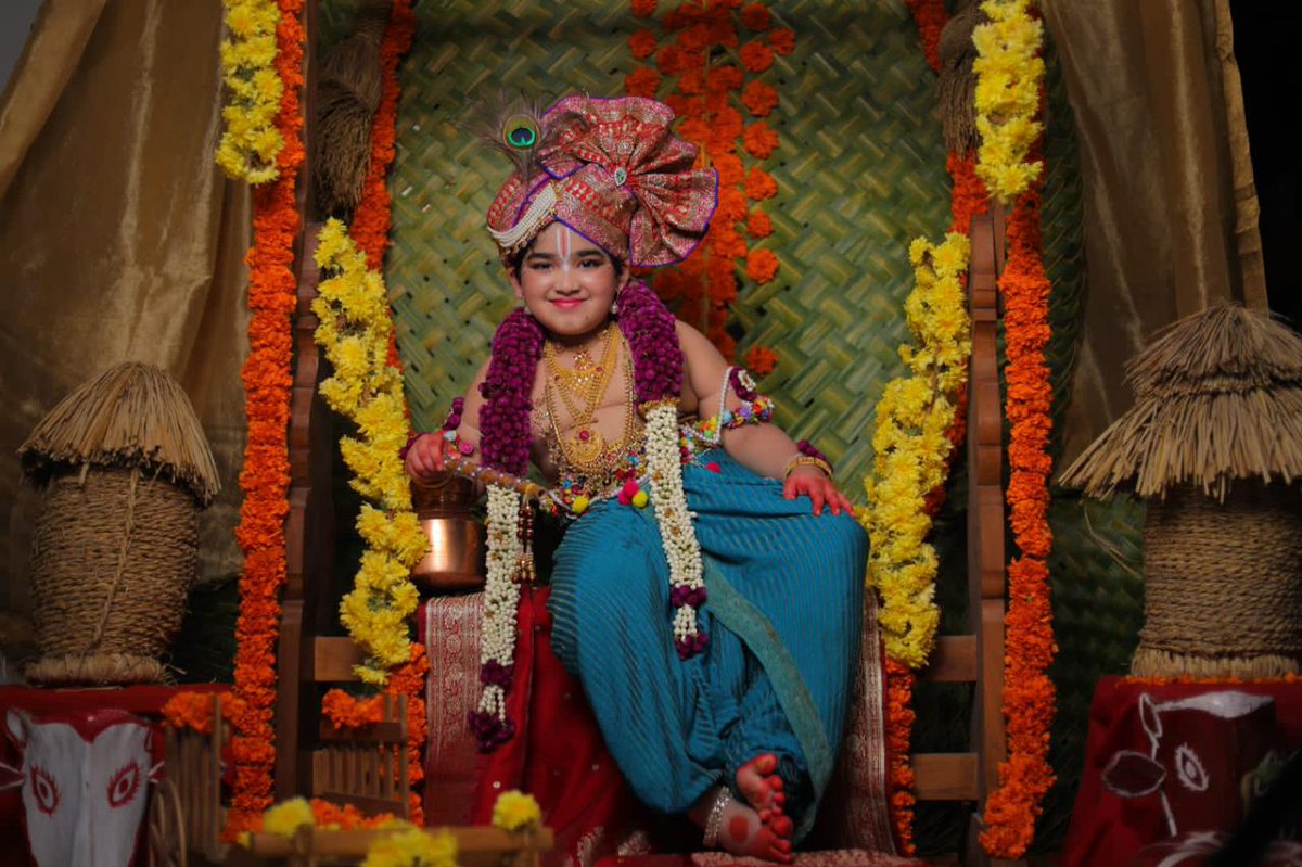 ShiningStarSchl's tweet photo. Proud moment for SSIS
One of our Shining Stars, Samrat Himanshu from Grade 2, was awarded the gold medal for winning the International Krishna Costume Contest 2022, organized by the Talent Foundation &amp; International Talent Academy on Janmashtami 2022. 

#wearetheshinningstars https://t.co/zVMMtnHqkS