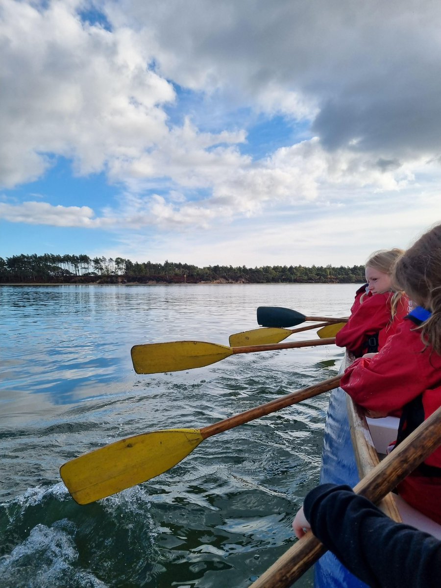 Year 5 Dorset Residential 2022. Day 4 - the Big Canoe! #Dorset2022 #inspiringskillbuilder #inspiringadventurers