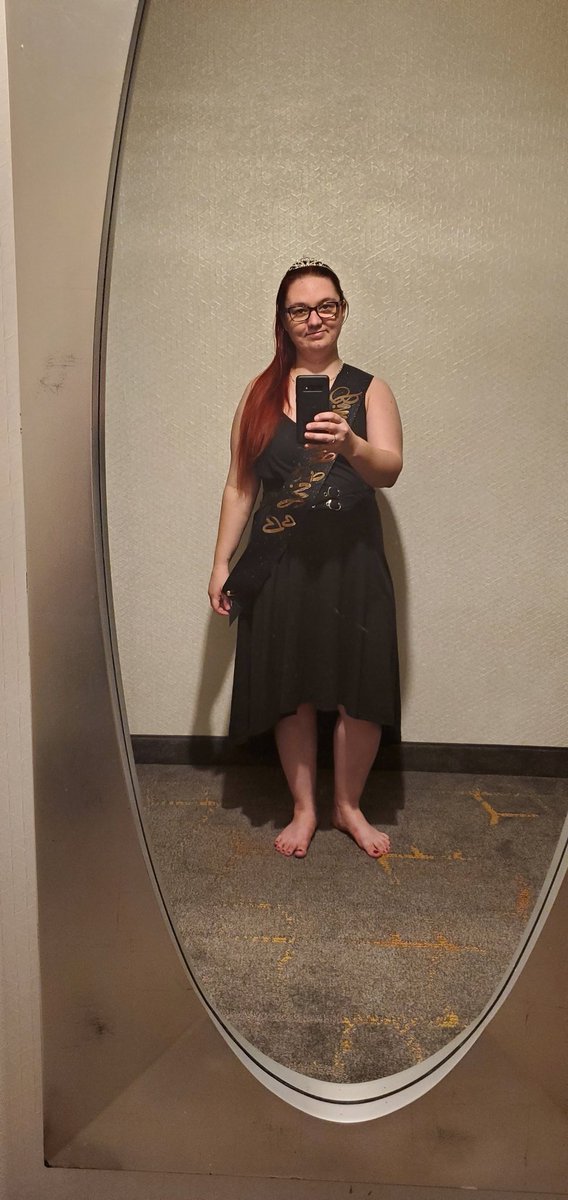 CarnivalLette's tweet photo. Happy birthday to me!!! (Pic from last year's Vegas trip) going back to Vegas in a month! https://t.co/S96fF83R8B