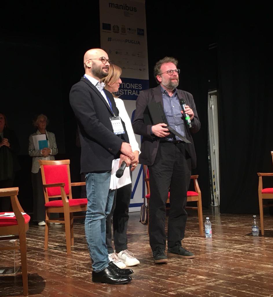 I’ve been awarded the Manibus Art &amp; Business prive for our work at <a href="/CaFoscari/">Unive Ca' Foscari</a> on #artbased #businessmodels and #artists in #residence in corporate context ad generators of #disruptiveinnovation.