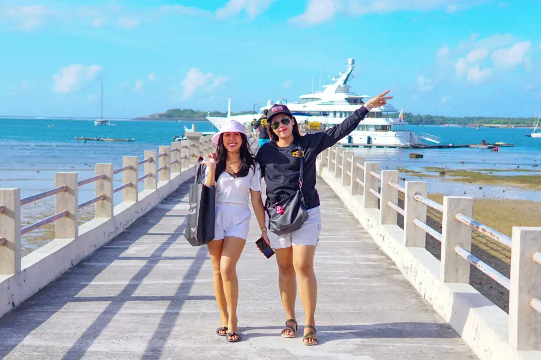 SunariTours's tweet photo. If one thing is for sure, it’s that you are going to take some photos of your adventure ⛵️

the excitement of the GGSP group tour to Bali with Sunari Bali Tour &amp; Travel https://t.co/XeQwE9puQa