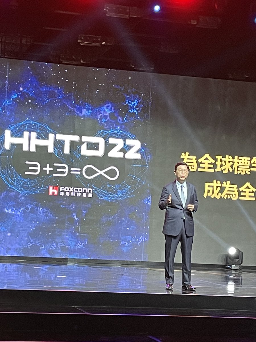 JimSNickel's tweet photo. Pursuing opportunities for #Canada #Foxconn collaboration in EVs at #HHTD22 https://t.co/FeJgeRgfVp