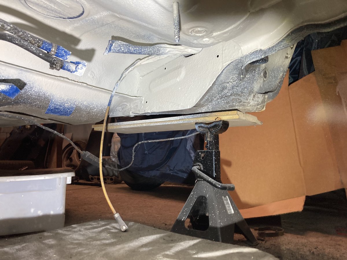 magown3's tweet photo. Some rust proofing on my #205GTiProject https://t.co/W0OFAdz22F