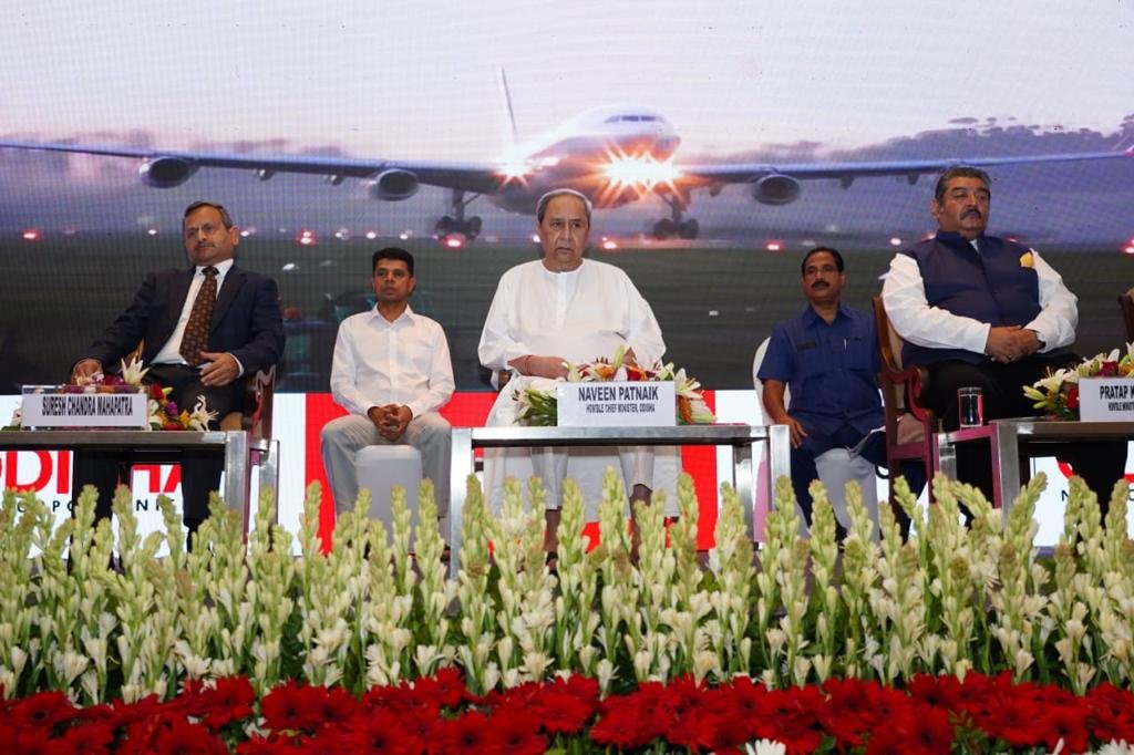 CMO_Odisha's tweet photo. Attending #OdishaInvestorsMeet in #Hyderabad, CM @Naveen_Odisha announced #MakeInOdishaConclave 2022 will be held in Bhubaneswar from Nov 30 to Dec 4. CM urged top industry leaders at the meet to participate in #MIO2022 &amp; be a partner in #Odisha's transformational journey. https://t.co/gAOZhjewdX