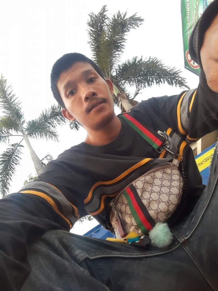 a84926635's tweet photo. เหนื่อยก็พักถ้าเขาไม่รักก็ซื้อกิน https://t.co/vHfR94Z6Q9