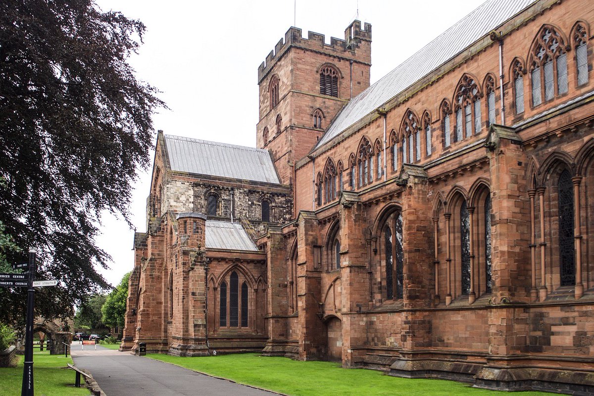 UoCStuServ's tweet photo. Check out the blog 'Your Guide to Carlisle, incorporating the 5 Ways to Wellbeing' to see some ideas for taking care of yourself and to make the most of your time at the University of Cumbria in Carlisle.
#LiveWellLearnWell #CumbriaUni https://t.co/AqjothWiAF