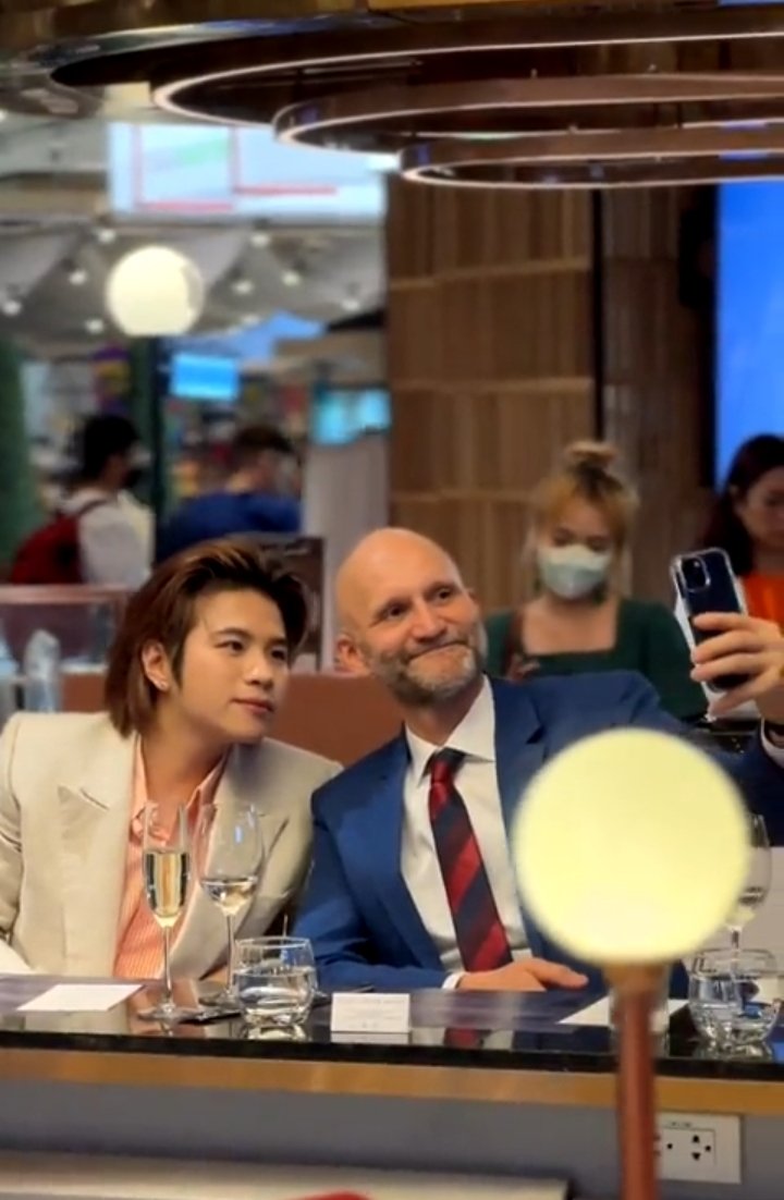 เห็นคลิปนี้มา น่ารักน่าเอ็นดูที่สุดเลย 💚
CrTwitter: khunpatt55 🙏☺️
#คนของแปลน #PlanRathavit