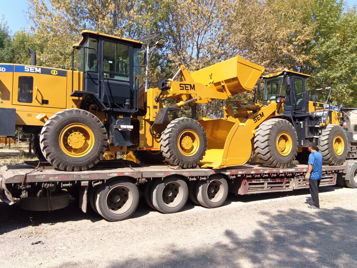 IreneLi62392206's tweet photo. SEM Wheel Loader
SEM636D&SEM655D
Ready to ship
Bolivia🚢🏖
#wheelloader #SEM #bolivia #Machine #loaders #SEM636D #SEM655D https://t.co/BRIq9skEjI