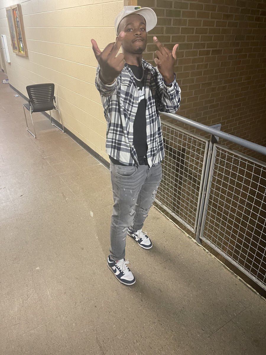 toot_ace's tweet photo. for the birds🤧😤 https://t.co/yhbzpz0VXw