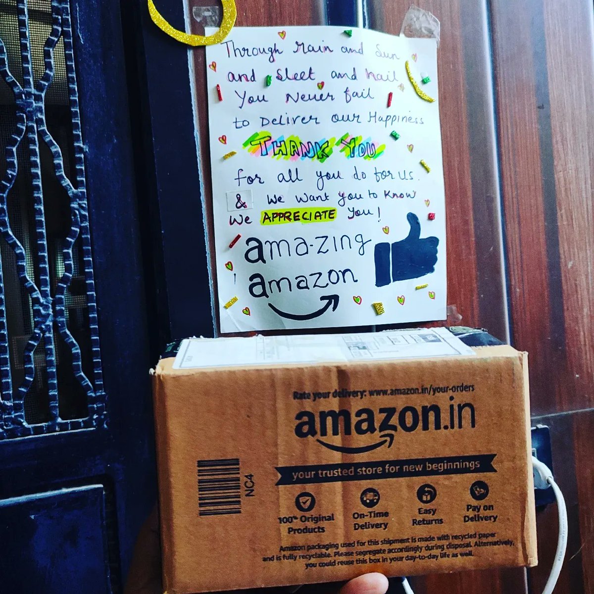 _RG786_'s tweet photo. @amazonIN
Thank u 🌹
#deliverthanks to all the super Santas.. Delivering happiness non stop ⛔ https://t.co/XASe3vOMGm