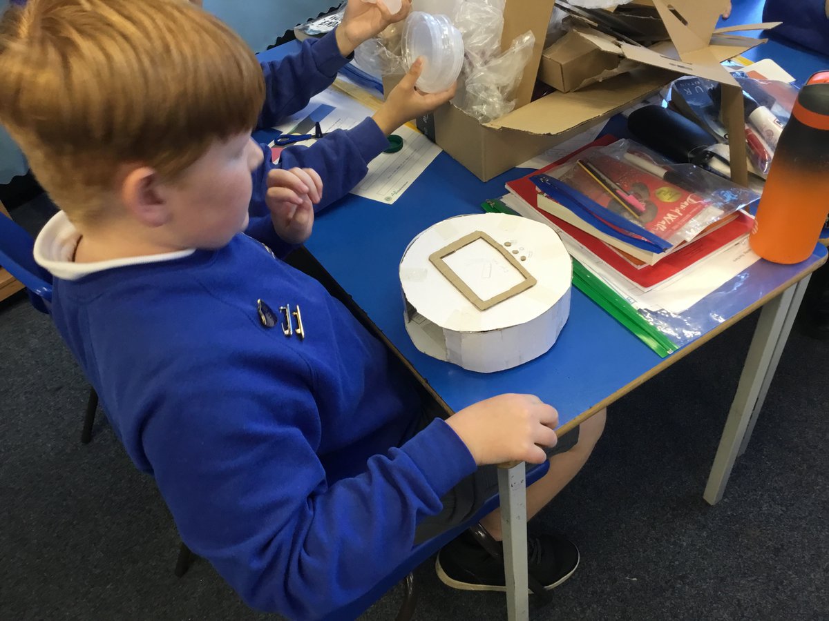 Excalibur Primary School tweet media