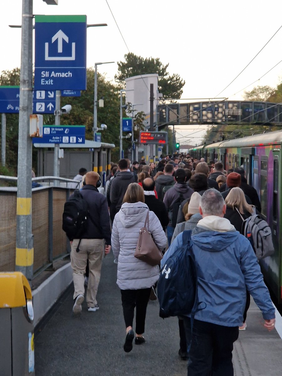 bluedavef's tweet photo. @IrishRail 7.56am rush hour and a dart with spirit 50% of carriages rocks up in Portmarnock (2nd stop!)... Needless to day packed....Great to see Irish Rail doing its part to prevent Covid re emerging. Why on earth are their not full size trains in service at rush hour?Baffling. https://t.co/K4yBNPsgVV
