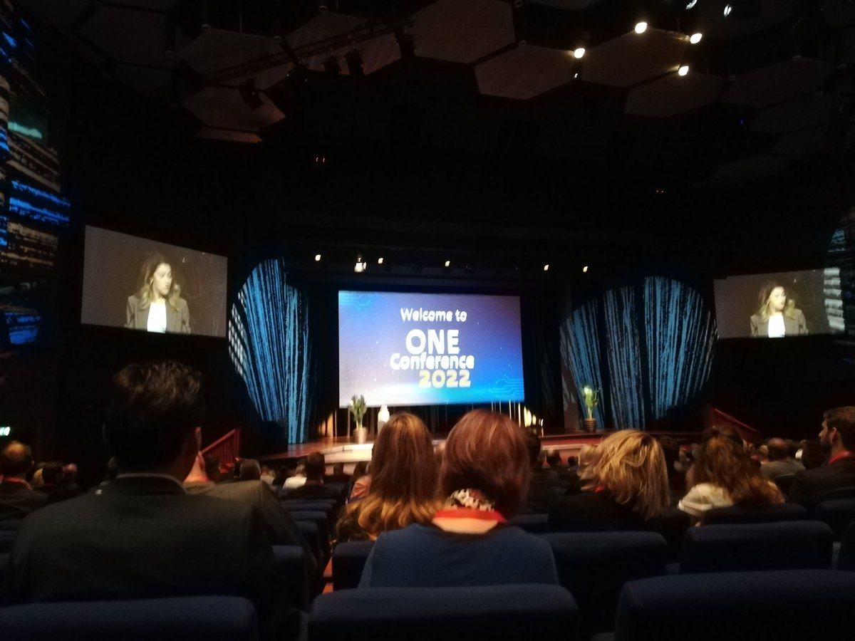 OneConferenceNL's tweet photo. Opening by minister Dilan Yeşilgöz-Zegerius. Optional is not an option any more https://t.co/tRXC8LujcR