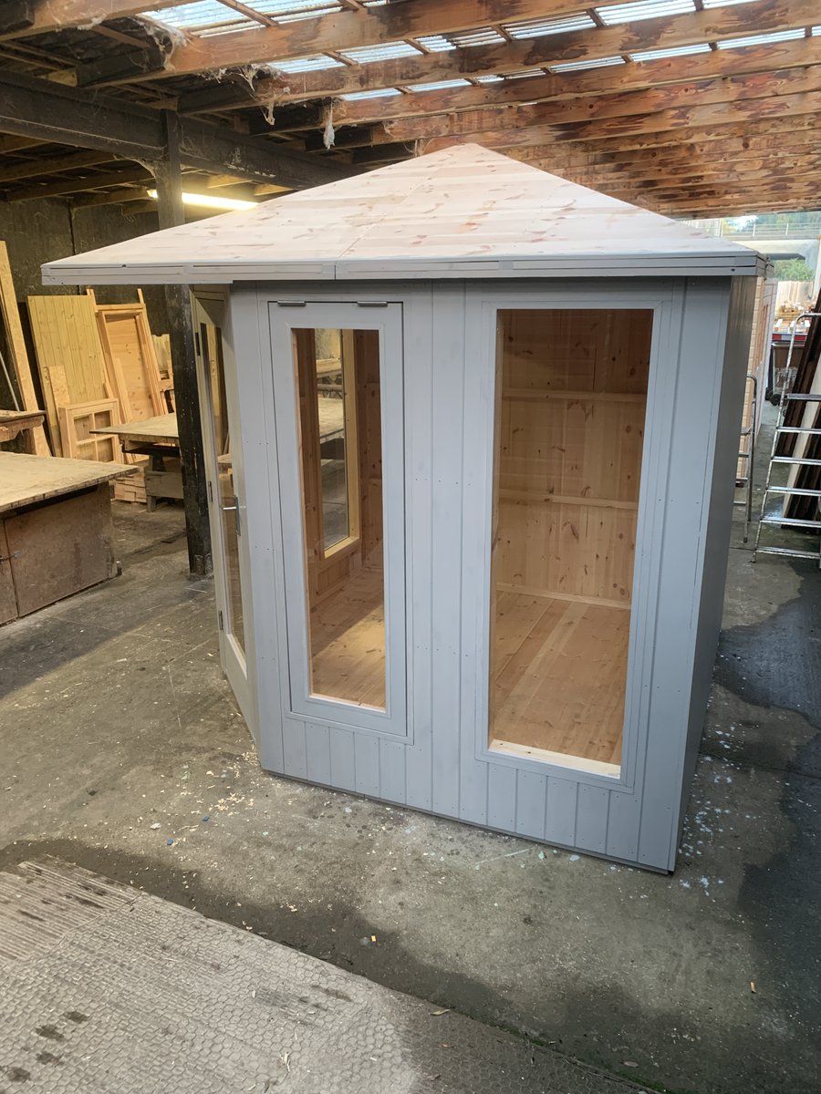 414fencing's tweet photo. Bespoke corner summerhouse ready to go. On installation it will have felt fitted to the roof. Our sheds and summerhouses can be made to suit awkward spaces. #sheds #summerhousestyle #summerhouse #gardens #landscaping #harlow #essex #hertfordshire #london #fencing https://t.co/5GDCESX2v1