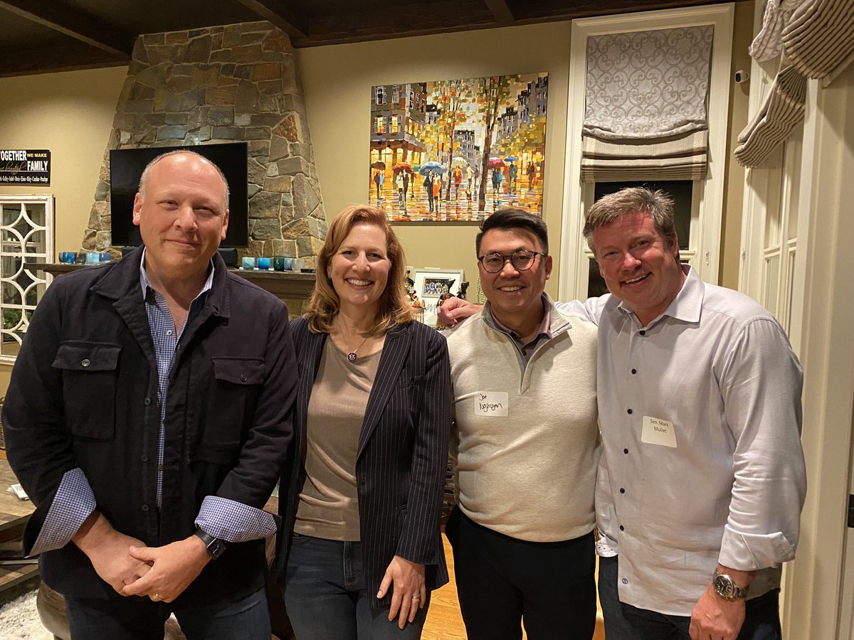 Monday night, it was great to join my good friends and fellow Senators <a href="/meetjoenguyen/">Senator Joe Nguyen</a> <a href="/ElectMarkMullet/">Mark Mullet</a> to support <a href="/DrKimSchrier/">Dr. Kim Schrier</a> in her campaign for re-election in the 8th CD…let’s help get Kim across the line in this super important race!