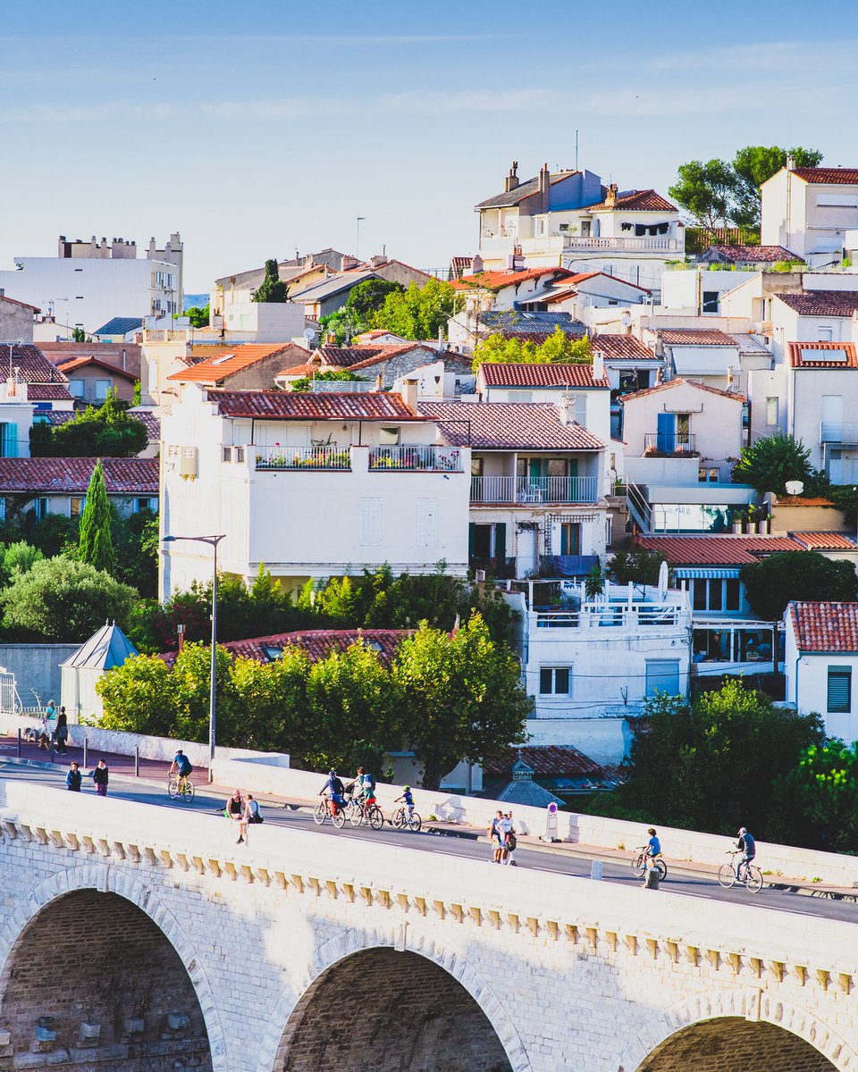 C'est le jour J ! La Voie est libre ce dimanche 23 octobre de 10h à 18h 🥳 A pied, à rollers, en vélo... venez profiter de notre magnifique Corniche ! De nombreuses animations pour petits et grands rythmeront votre journée. Découvrez le programme 👉bit.ly/3CVyuNW