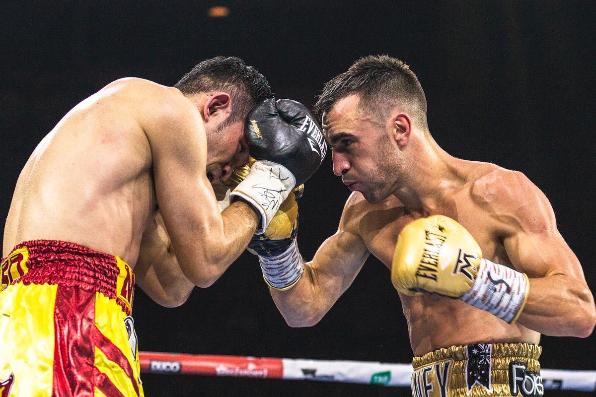 Jason Moloney notched another victory against the extremely tough Nawaphon Kaikanha on the undercard of Haney v Kambosos 2 in Melbourne.
.
.
.
#boxing #ozboxing #mayhem #haneykambosos2 #moloneybrothers