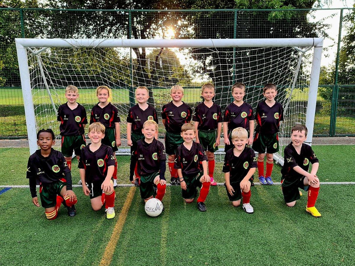 AzuraNetworks's tweet photo. Azura Networks are delighted to sponsor Carterton Town Under 9's and wish them all the best for the season. @WdyflF @cartertontownfc https://t.co/GInNORlDMf