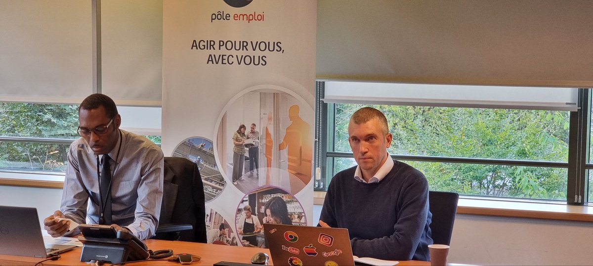 FTravail_GE's tweet photo. Présentation de l'outil Data #Emploi aux médias de #GrandEst un outil qui rend accessible de multiples indicateurs indicateurs relatif au marché du travail. https://t.co/d42h2MNxws