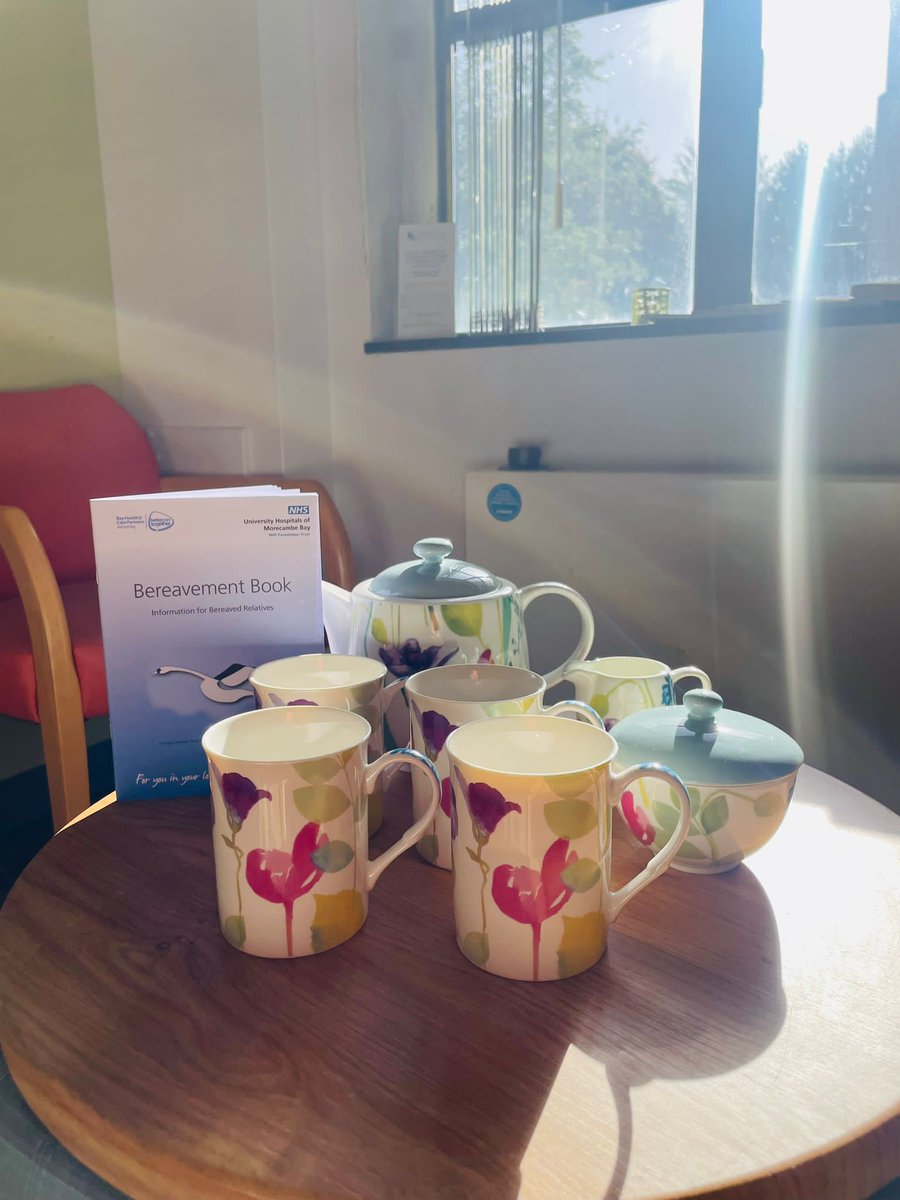 The Bereavement Office would like to thank the lovely family who donated  this beautiful tea set for support meetings 🦢 .