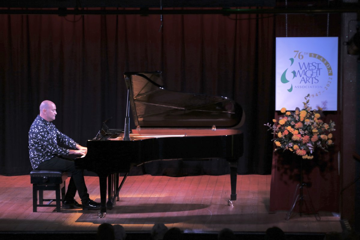 Freshwater Memorial Hall was filled to capacity last night for the second concert of the West Wight Arts Association 2022-2023 season - mailchi.mp/527b3a3f9fd2/s…