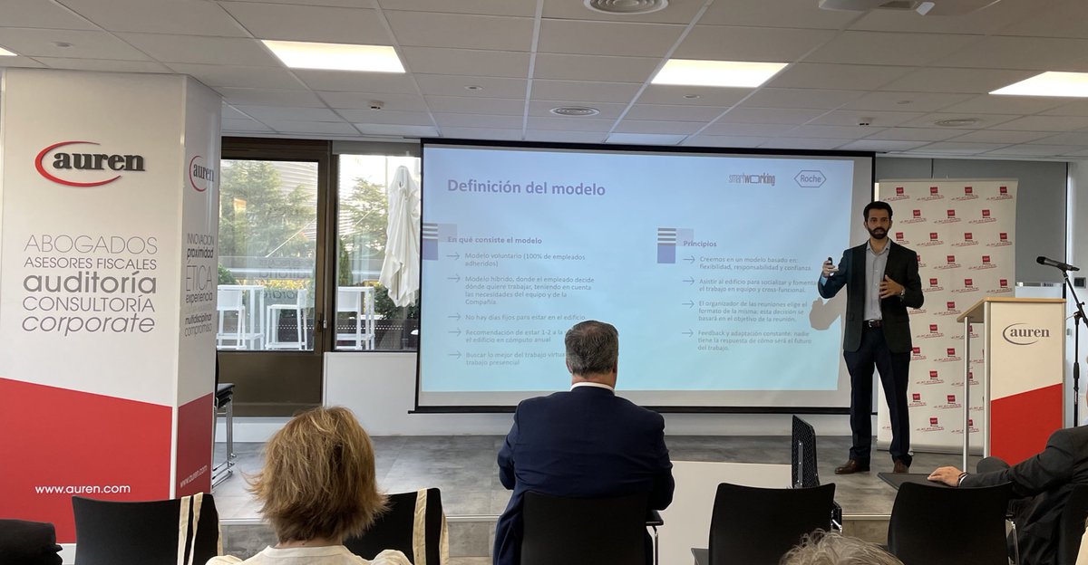 roche_es's tweet photo. Mariano Torres @roche_es: el modelo de trabajo flexible de Roche se basa en la confianza en el empleado y busca "lo mejor del #teletrabajo y lo mejor del trabajo presencial". El modelo de #smartworking ha sido aceptado por el 100% de los empleados en España 😀@Auren_Spain https://t.co/I7XlAp0Hzy