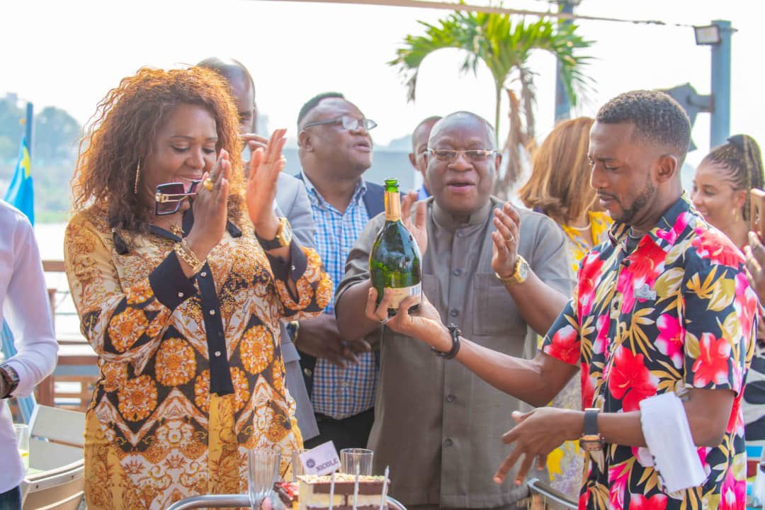 Nicole Ntumba Bwatshia Ph.d tweet media