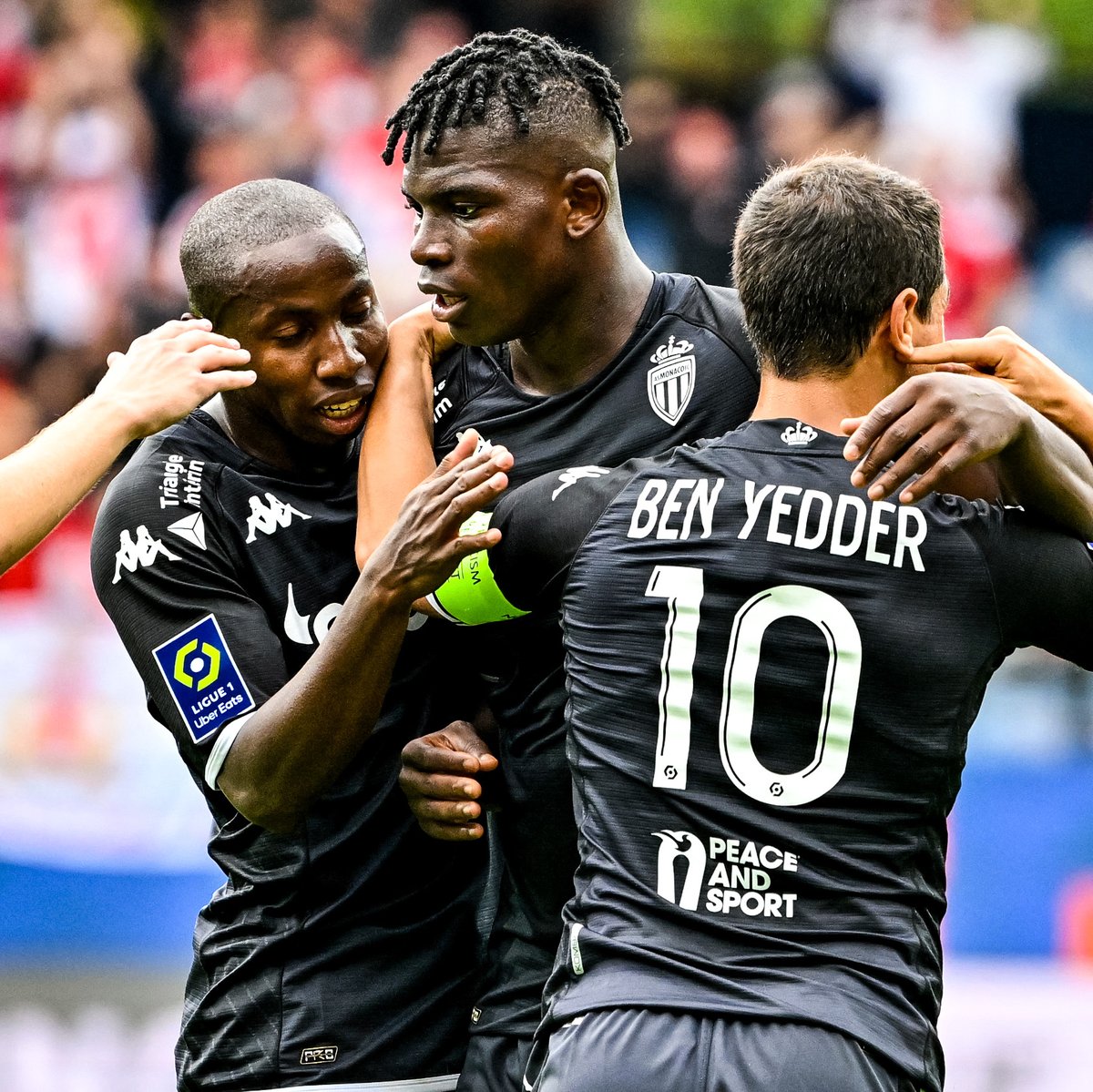 EuropaLeague's tweet photo. 🔴⚪️ Breel Embolo's last 8 games for club &amp; country...

⚽️5⃣
🅰️4⃣

#UEL https://t.co/O5Z4wOkaLy