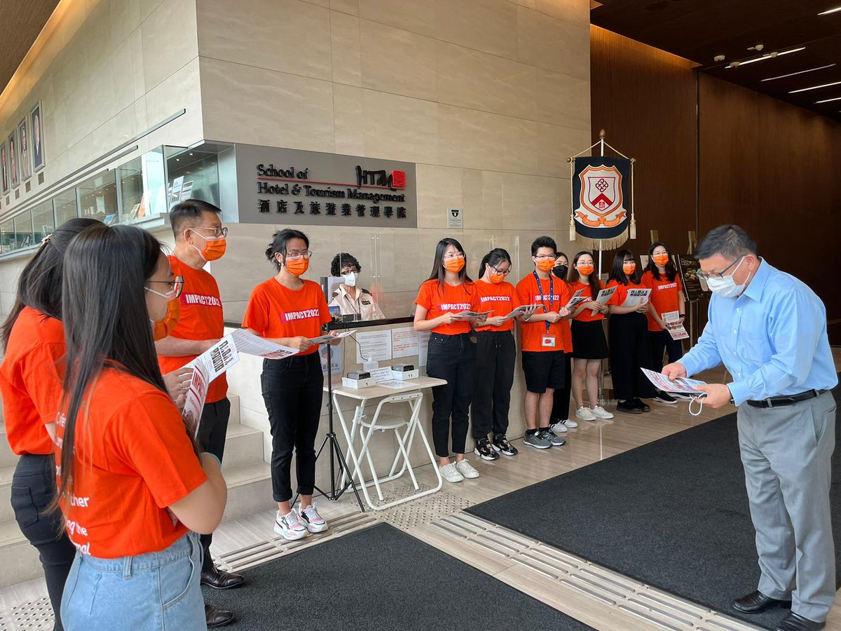 ConferencesSHTM's tweet photo. Yesterday (17 October 2022) Dean Chon joined SHTM students organising IMPACT2022 in distributing leaflets for promoting IMPACT2022π§‘
Register while the early-bird rate last!π
For details,please visit https://t.co/R2sWmf5CFv #IMPACT2022 #PolyUSHTM #EmbracingTheNewNormal https://t.co/dMA4JRNYqY