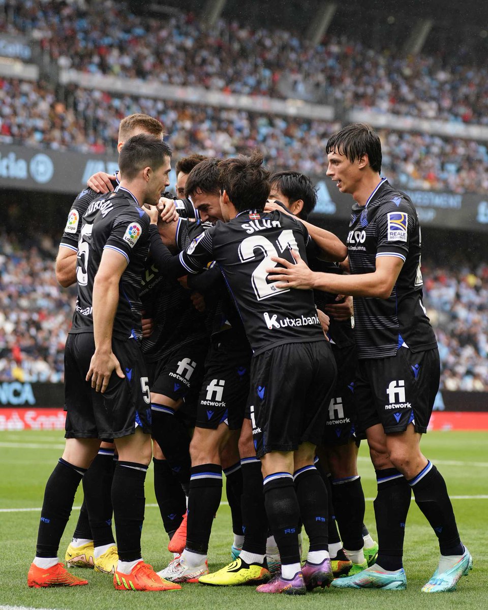 RealSociedad's tweet photo. 🧐 ¿Cuál será el resultado de hoy?          

#RealSociedadRCDMallorca | #AurreraReala https://t.co/cIO1C6rf0V