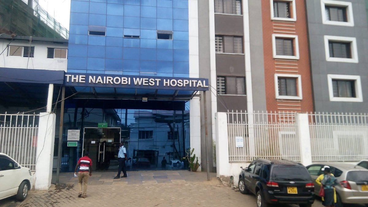 citizentvkenya's tweet photo. First bone marrow transplant procedure successfully conducted in Kenya at Nairobi West Hospital, Chief Medical Director Andrew Kanyi says patient recuperating well. https://t.co/4plB9RAQKx