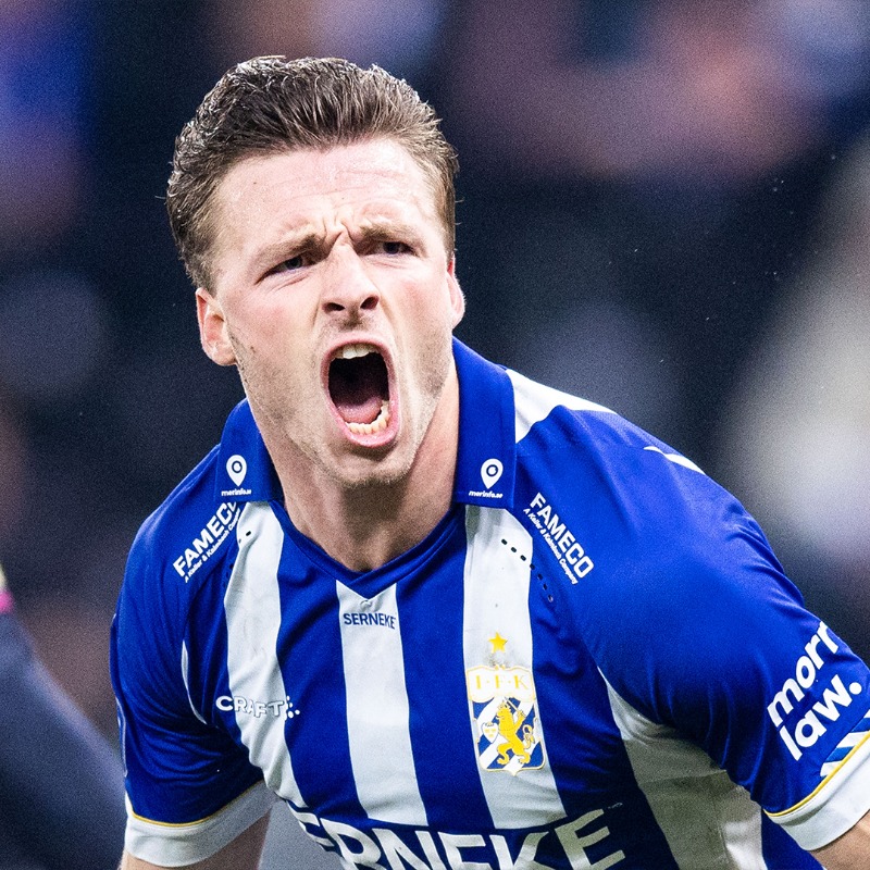 IFKGoteborg's tweet photo. 😇| Kamrater, hur mår vi idag?

Biljettförsäljningen till AIK hemma nästa måndag har gått i en rasande fart sedan slutsignal igår!

Se till att säkra din plats på Gamla Ullevi – innan det är för sent!

#ifkgbg