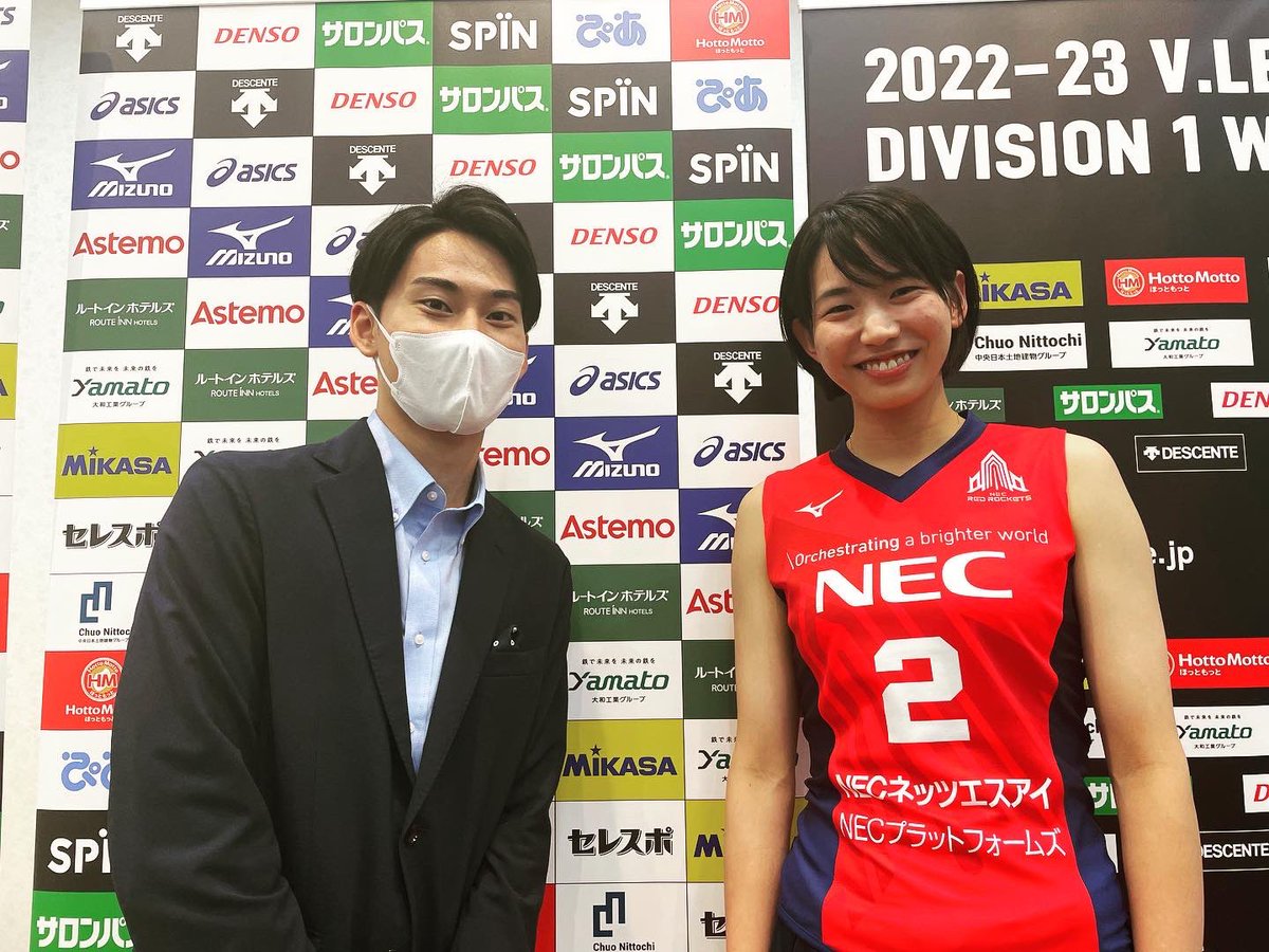 男女V1チームのキャプテンをはじめ日本代表選手が集結し、Vリーグの開幕記者会見が行われました📸 男子は今週22日(土) 女子は来週29日(土)に開幕します🏐 そこで今湊アナが #古賀紗理那 選手、 #西田有志 選手を直撃☀️ この模様は今夜23時40分〜 Live News αでお伝えします🥰