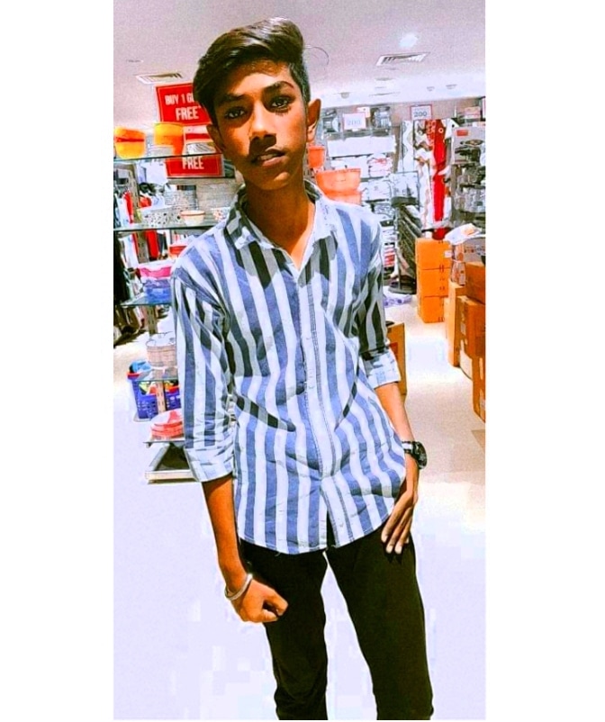 mrarpitrajput's tweet photo. #Believe in yourself and don't believe in anyone except friends and parents....💪😎 https://t.co/eFojFnrDNw