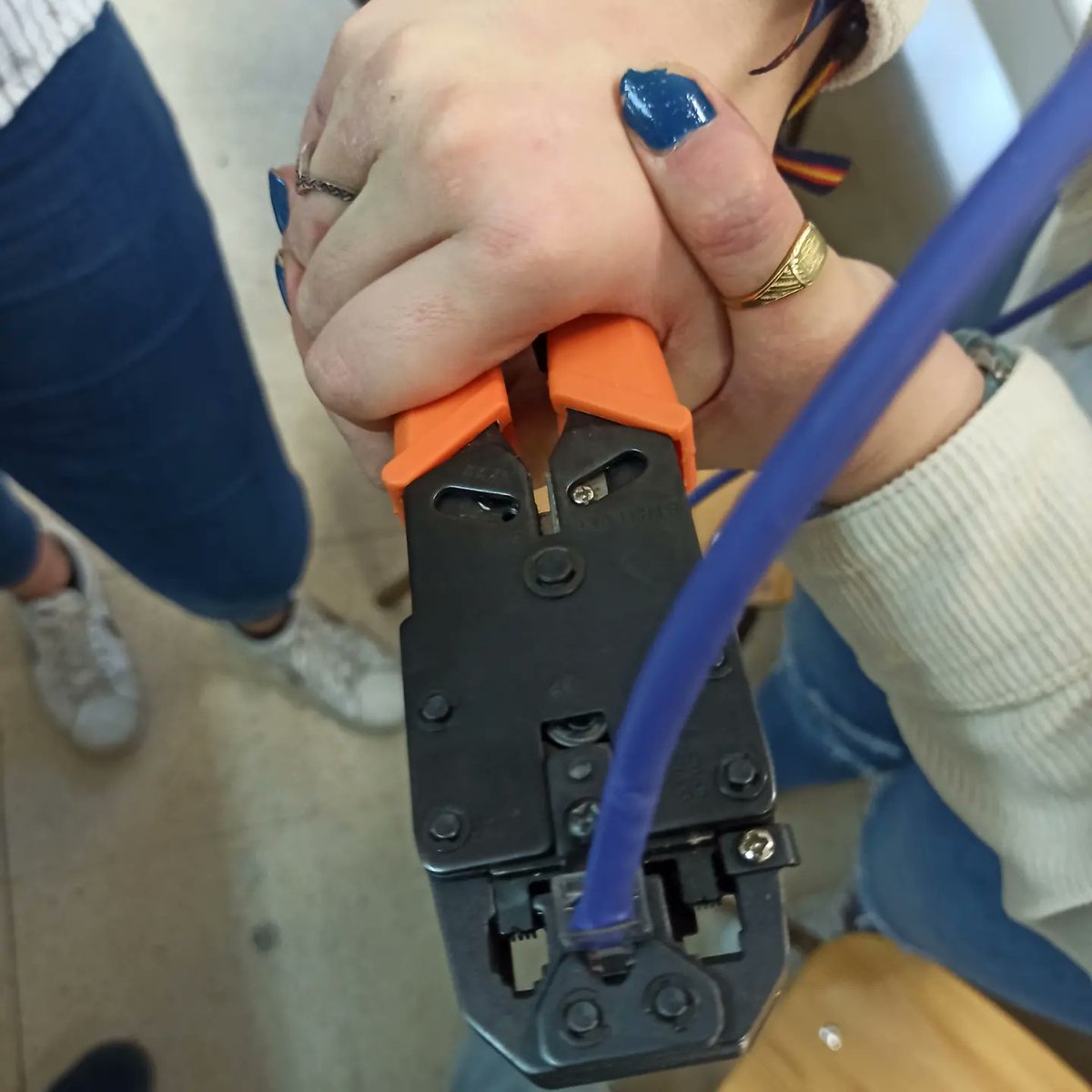 CDidactico's tweet photo. Practicando haciendo #cabledered en #1smr . Buen trabajo! @zzalexm https://t.co/v4jWOm0n4v