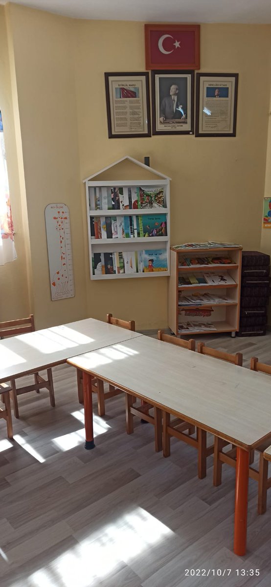 MEB 365 Gün Öykü Serisi projesi kapsamında aldığımız kitaplıklar ve kitaplar ile sınıflarımız daha güzelleşti. <a href="/PatnosMEM/">Patnos MEM</a> <a href="/agrimem/">AĞRI MEM</a>