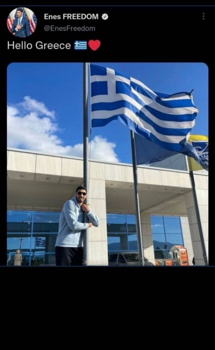 AFGANİSTAN’DA AMERİKANCILAR, UÇAĞIN TEKERLEĞİNE SARILMIŞLARDI, FETÖ’CÜ ENES KANTER DE YUNAN BAYRAK DİREĞİNE SARILMIŞ.

BİR FETÖ’CÜNÜN SON DURAĞI; DÜŞMANIN BAYRAK DİREĞİNE SARILMAKTIR…

Hala bunların peşinden gidenler başına geleceklerden şikayet etmesin