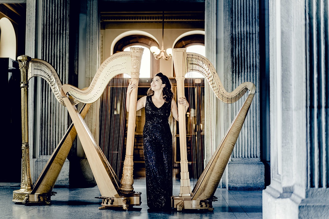 We're thrilled that @AnnelLenaerts, Principal Harpist with the @Vienna_Phil has joined our School of Strings as International Visiting Tutor in Harp. Our students now have the chance to learn from her incredible creativity and expertise each year: rncm.link/ALHarp