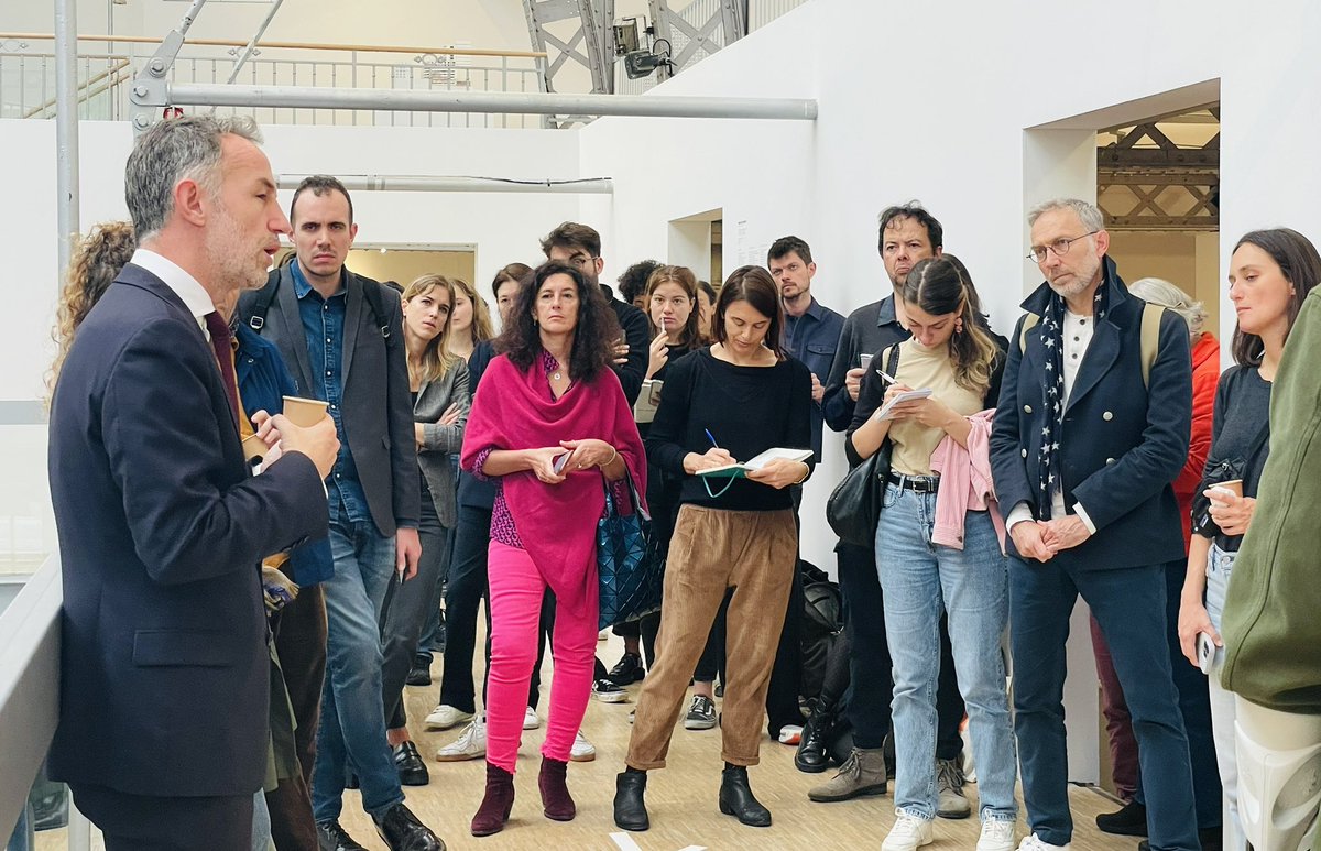 PavillonArsenal's tweet photo. [En cours] visite de presse de l’exposition CONSERVER ADAPTER TRANSMETTRE avec @egregoire. Le meilleur moyen de baisser les émissions carbones des bâtiments c’est de ne pas les démolir mais de les adapter. GroupeGCC LBC groupe @Groupe_BALAS. RDV à 19h pour l’inauguration https://t.co/r7WQ7XVXHO
