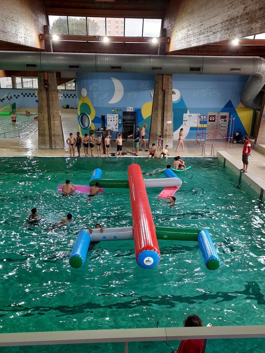 AdmrOr's tweet photo. Dimanche nous étions au "Grand Plouf" avec l'Institut de Cancérologie de Bourgogne @ICBcancer et Carpe Diem 21 pour Octobre Rose.
Un dimanche sous le signe de la sensibilisation et de la prévention avec une belle équipe de professionnelles😍
Merci à la @VilledeChenove  ! https://t.co/jIQt4Axzpu