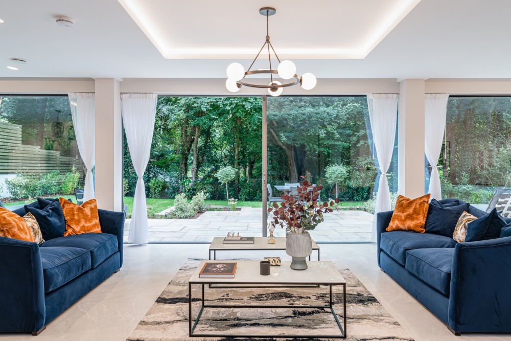 NuevoHome's tweet photo. Earlier this year, we were awarded the crown for "Best Installation - Residential (over £20,000)" at the GGP Awards 👑

Check out the project that got us the award here: https://t.co/IT8tVnLt9U https://t.co/E9E5YbZZvv