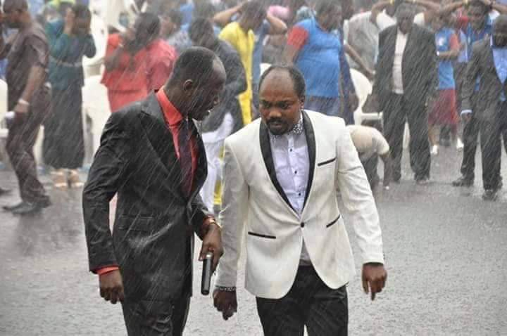 EhiNicholas's tweet photo. For every single rain drop that touched my body,Shame&amp;Reproach is washed away from your Life..AMEN
#Passion #TheGospel #ChristLove #Mission #EndAfflictions #WipeOutTears #Restoration #Evangelist #GRACE #JESUSisTheMESSAGE

I CELEBRATE GOD'S GENERAL, AJS.
#meganicholasanthonyblog https://t.co/eutMM8WgSc