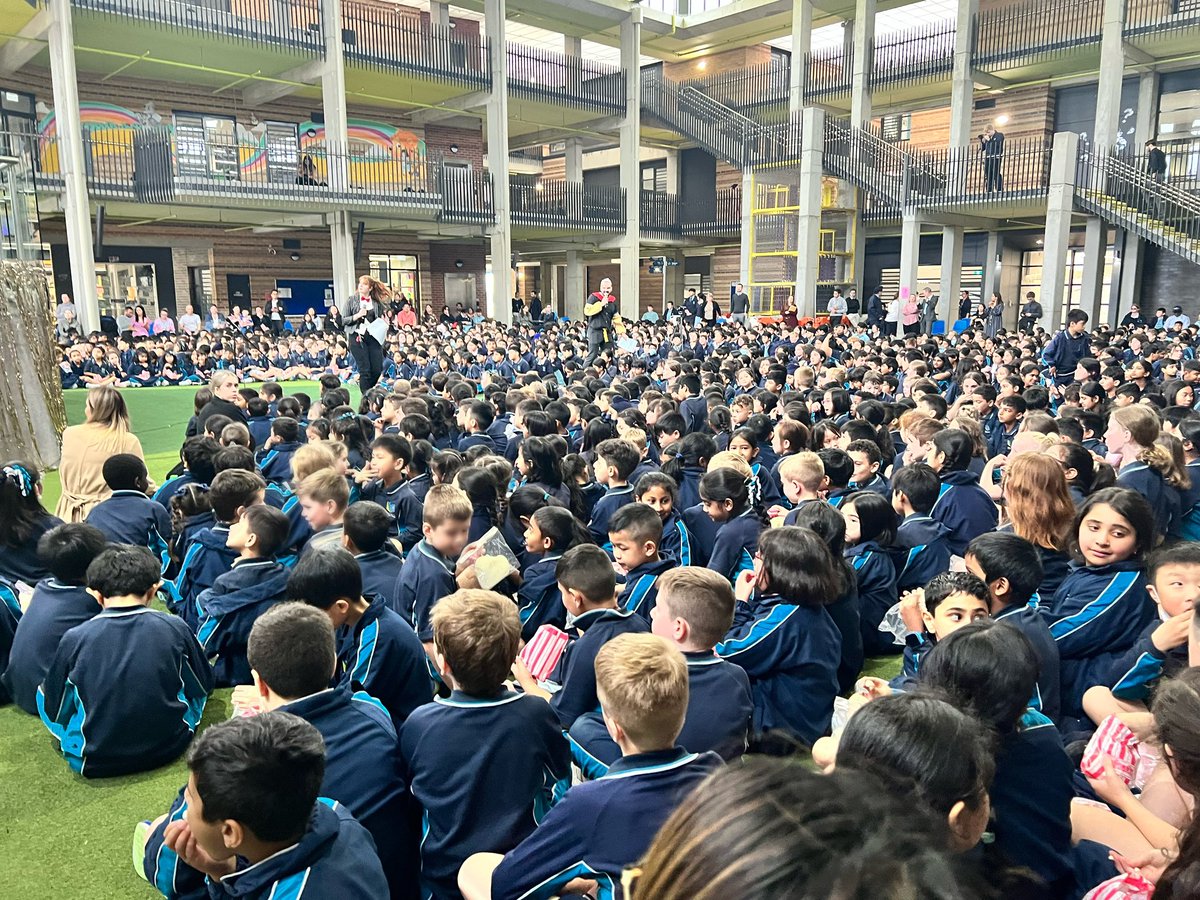 Kate Kelly tweet media