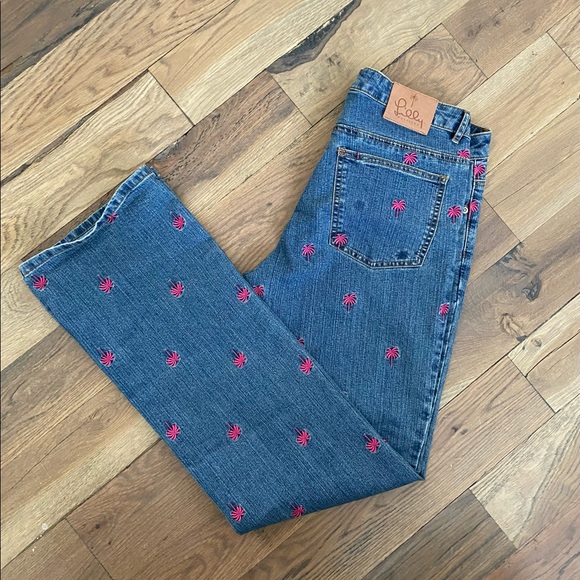 mamplusthree's tweet photo. So good I had to share! Check out all the items I'm loving on @Poshmarkapp #poshmark #fashion #style #shopmycloset #laurenralphlauren #joesjeans #lillypulitzer: https://t.co/SqMQVbXqhH https://t.co/3xbDASKGkV