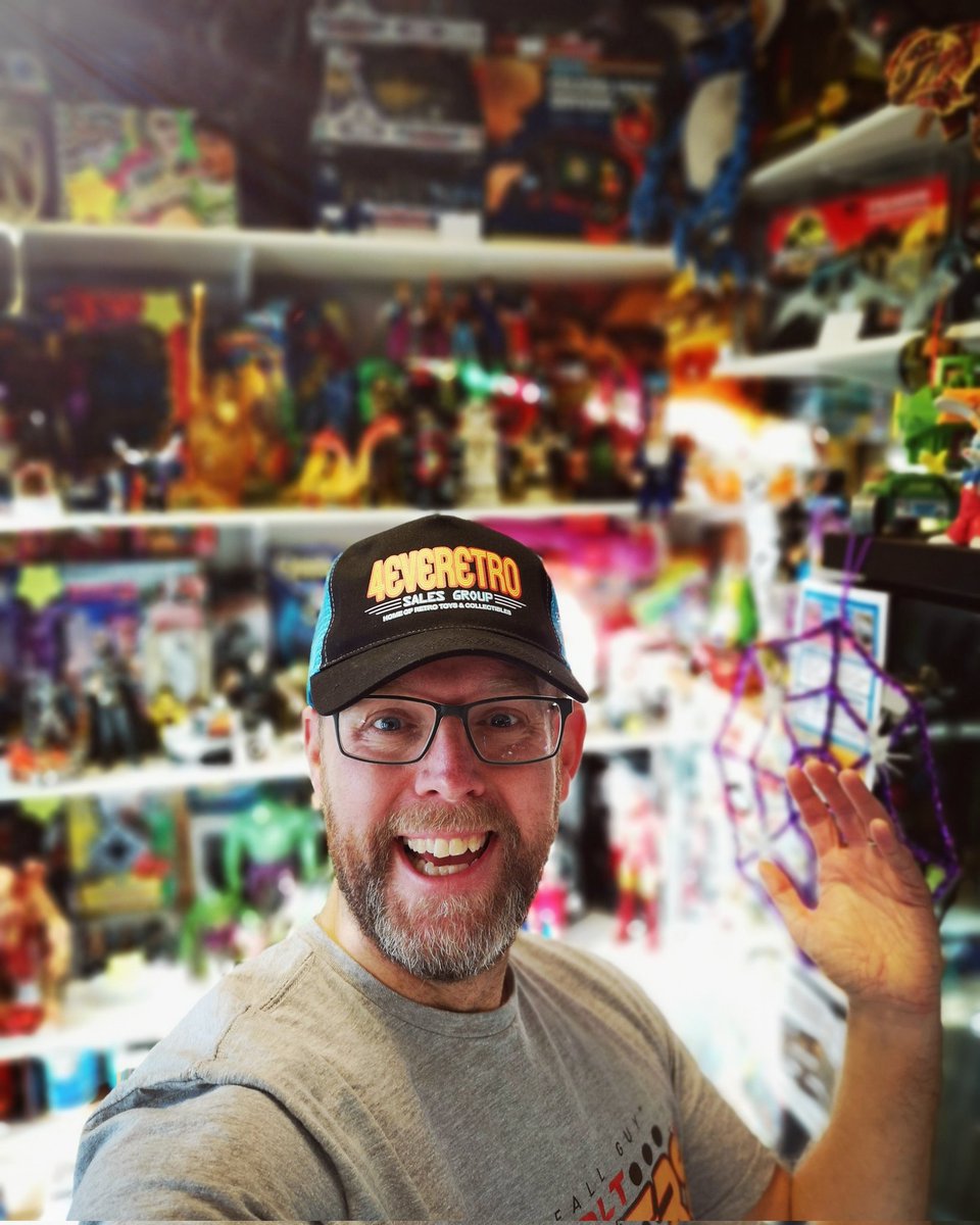Bradford's Finest Tiniest Retro Toy Shop in Eccleshill Village. 

#retro #80s #90s #toys #toyhunter #vintage #collector #bradford #westyorkshire #leeds